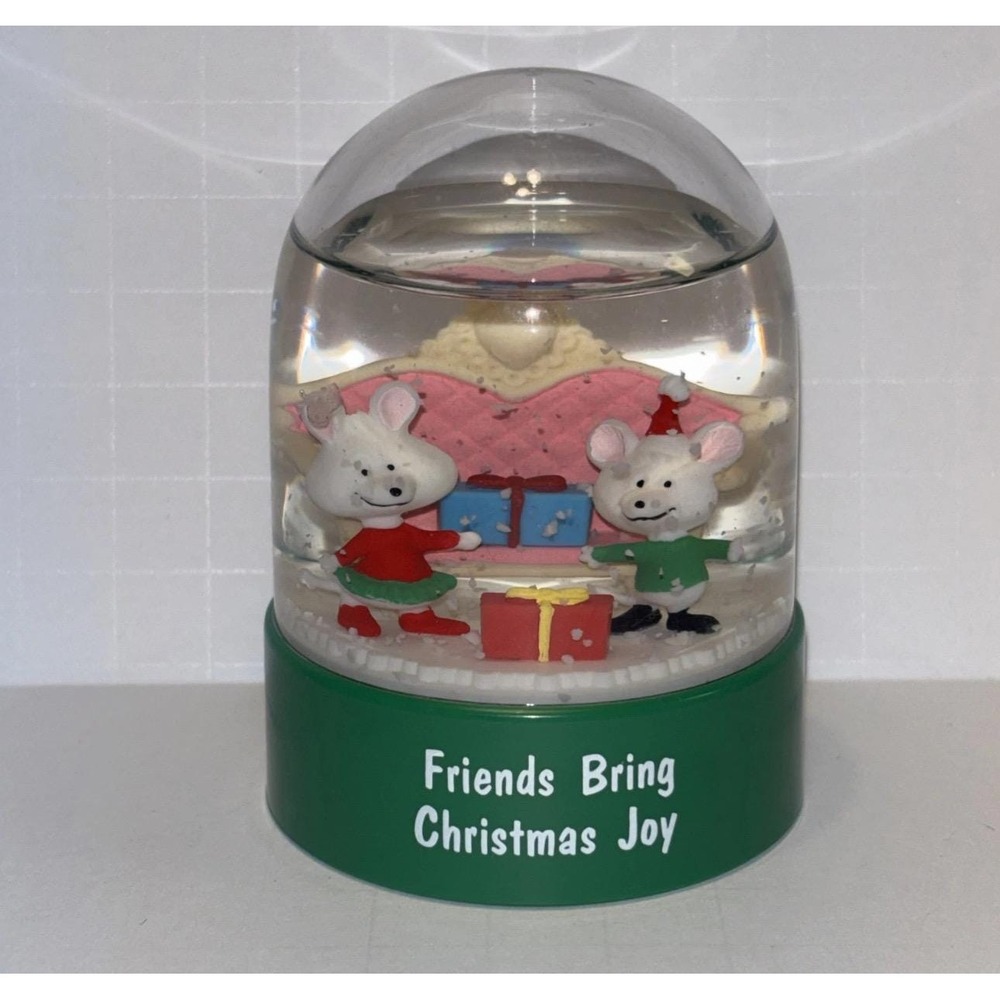 Vintage Russ Snowglobe Snowdome Friends Bring Christmas Joy 3.5" tall